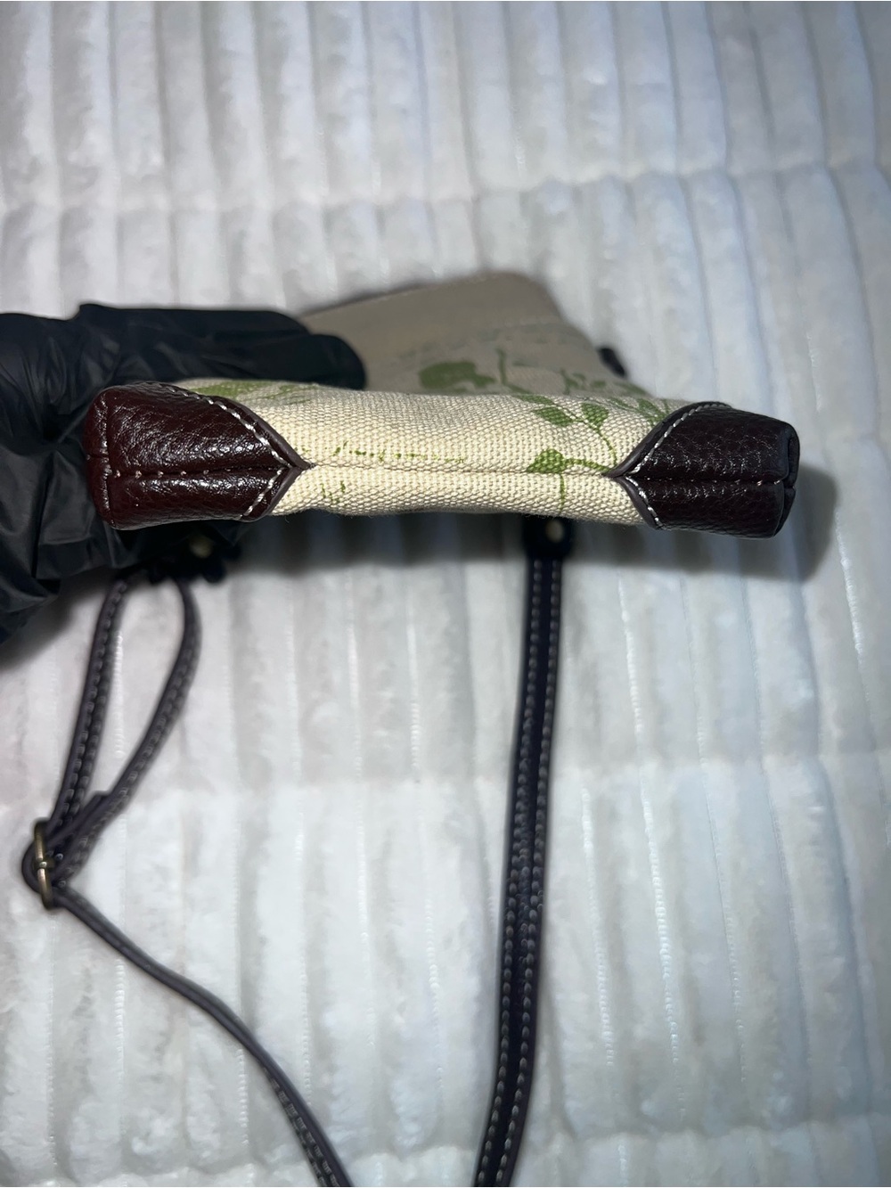 Chala Beige Crossbody with Teal and Brown Bird Applique - Picture 8 of 11